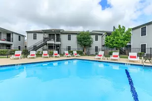 420 Garland Dr, Lake Jackson, TX 77566 - Photo 1