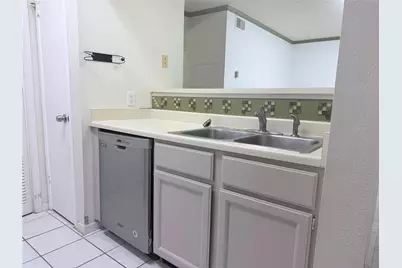 6500 Harbor Town Drive #3107, Houston, TX 77036 - Photo 9