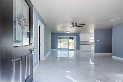 303 Spring Stream Bend, Montgomery, TX 77316 - Photo 5