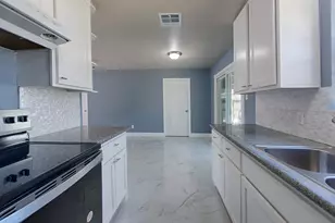 303 Spring Stream Bend, Montgomery, TX 77316 - Photo 13