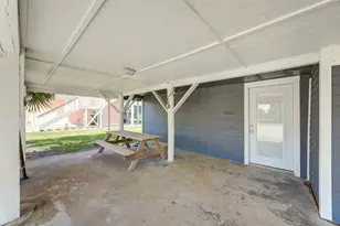 4211 Surf Dr, Galveston, TX 77554 - Photo 35