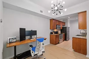 2255 Braeswood Park Dr, Houston, TX 77030 - Photo 9