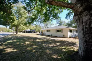 316 N Penn, Flatonia, TX 78941 - Photo 3