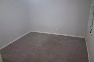 8029 Woodlyn Rd, Houston, TX 77028 - Photo 9