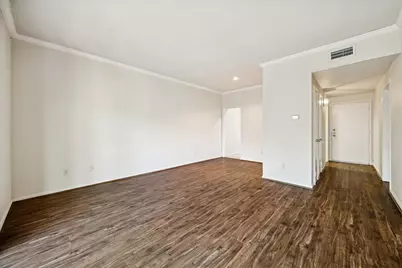 2400 N Braeswood Boulevard #301, Houston, TX 77030 - Photo 5