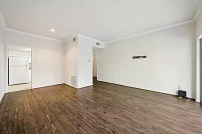 2400 N Braeswood Boulevard #301, Houston, TX 77030 - Photo 7