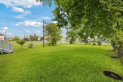 2714 Ball #A-1, Galveston, TX 77550 - Photo 5