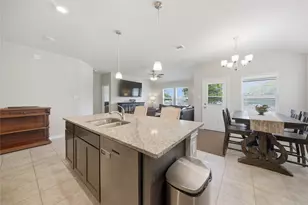711 Davy St, Brenham, TX 77833 - Photo 9