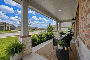 711 Davy St, Brenham, TX 77833 - Photo 3