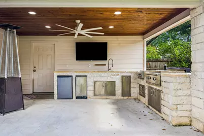 514 Bayou Knoll Drive, Houston, TX 77079 - Photo 39