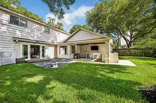 514 Bayou Knoll Dr, Houston, TX 77079 - Photo 9