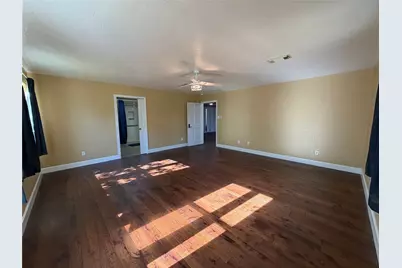6421 S Ridgecrest Drive, Hitchcock, TX 77563 - Photo 3