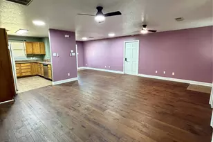 6421 S Ridgecrest Dr, Hitchcock, TX 77563 - Photo 7