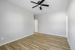 609 Canal St, Anahuac, TX 77514 - Photo 17