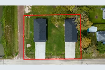 609 Canal Street, Anahuac, TX 77514 - Photo 1