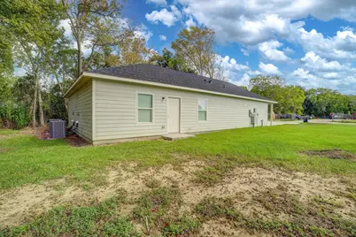 609 Canal Street, Anahuac, TX 77514 - Photo 27