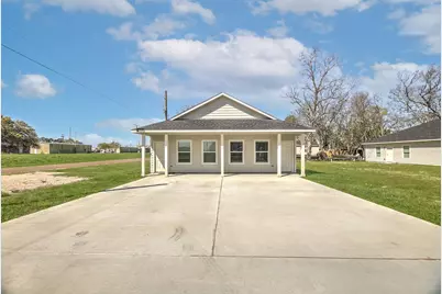 609 Canal Street, Anahuac, TX 77514 - Photo 3
