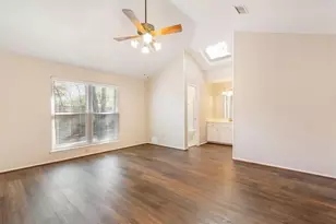 108 N Deerfoot Cir, The Woodlands, TX 77380 - Photo 13