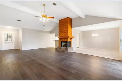 108 N Deerfoot Circle, The Woodlands, TX 77380 - Photo 19