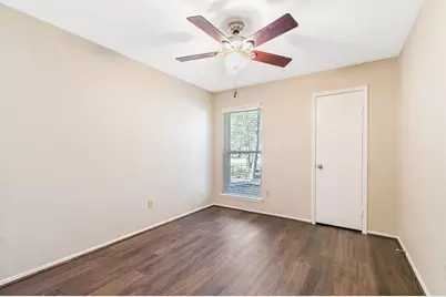 108 N Deerfoot Circle, The Woodlands, TX 77380 - Photo 7