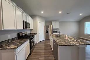 1131 Hughes Crossing Dr, Rosharon, TX 77583 - Photo 9