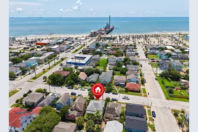 2520 Avenue P 1/2, Galveston, TX 77550 - Photo 1