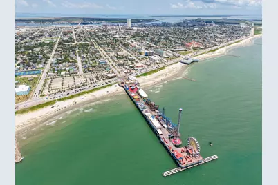 2520 Avenue P 1/2, Galveston, TX 77550 - Photo 41