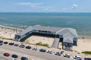 2520 Ave P 1/2, Galveston, TX 77550 - Photo 45