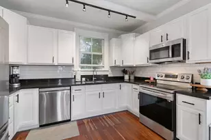 2520 Ave P 1/2, Galveston, TX 77550 - Photo 15