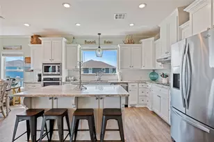 4414 Whaler Ln, Crystal Beach, TX 77650 - Photo 19