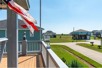 4414 Whaler Lane, Crystal Beach, TX 77650 - Photo 9