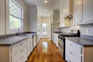 217 Marshall St, Houston, TX 77006 - Photo 5