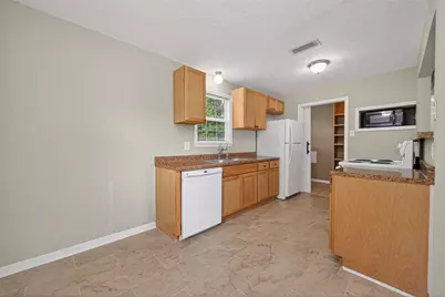 106 Longstreet Road, Willis, TX 77378 - Photo 13