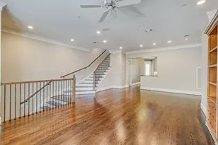 1374 Lake Pointe Pkwy, Sugar Land, TX 77478 - Photo 11