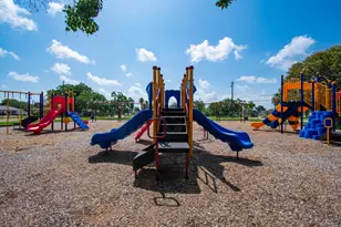 1707 W 7th St, Freeport, TX 77541 - Photo 25
