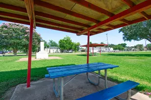 1707 W 7th St, Freeport, TX 77541 - Photo 27
