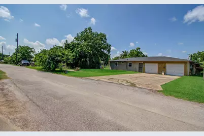1707 W 7th Street, Freeport, TX 77541 - Photo 21