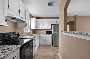 1707 W 7th St, Freeport, TX 77541 - Photo 11