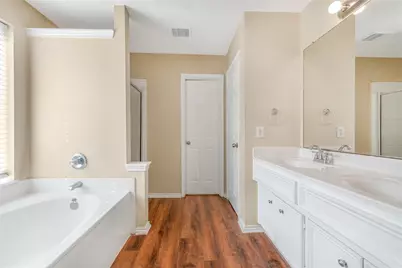 4926 Lake Gladewater Court, Richmond, TX 77407 - Photo 11