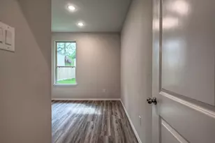 11724 White Cedar St, Willis, TX 77318 - Photo 7