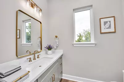 1603 Sylvester Road, Houston, TX 77009 - Photo 7