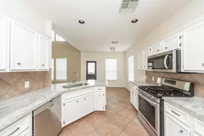 20306 Baytide Court, Richmond, TX 77407 - Photo 5