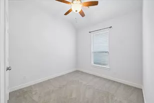 260 Shoreview Dr, Conroe, TX 77303 - Photo 13