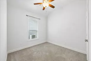 260 Shoreview Dr, Conroe, TX 77303 - Photo 11