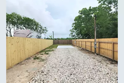 715 9th Street, San Leon, TX 77539 - Photo 19