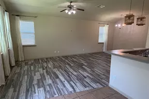 10610 Pine Meadows Blvd, Baytown, TX 77523 - Photo 3