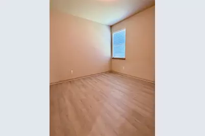 10610 Pine Meadows Boulevard, Baytown, TX 77523 - Photo 9