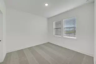 12111 Upper Mdws Ave, Mont Belvieu, TX 77535 - Photo 7