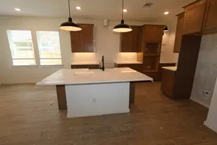 12111 Upper Mdws Ave, Mont Belvieu, TX 77535 - Photo 3