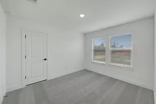 12111 Upper Mdws Ave, Mont Belvieu, TX 77535 - Photo 25